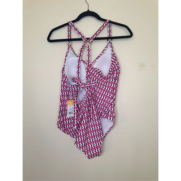 Kona Sol Ref White Blue Geometric One Piece Swimsuit Plus Size 14 New - Picture 6 of 6